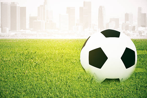 football on abstract city background - kostenloser fußball 個照片及圖片檔