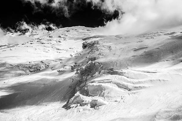 istock Ice, snow, sky and mountains at Pamir 605781576