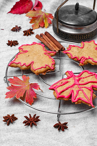 istock Symbolic autumn cookies 605781860
