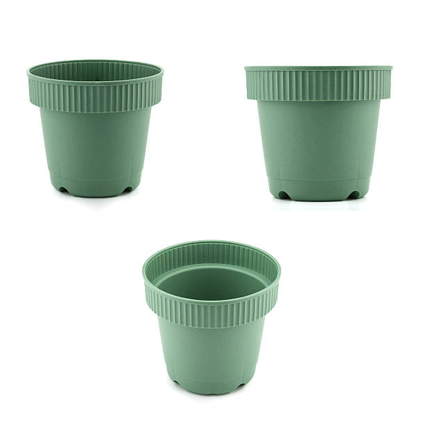 istock flower pot isolated on white background 605999802
