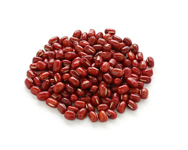 azuki beans , red beans azuki beans , red beans adzuki bean photos stock pictures, royalty-free photos & images