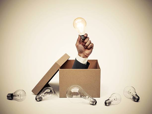 business con nuova idea e innovazione - light bulb businessman inspiration ideas foto e immagini stock