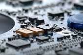 computer-circuit-board.jpg?b=1&s=170x170&k=20&c=HxuFgzB0bpKPYGEEZLSZ-ET5m0NpdaNpnUgqIyrlSYw=