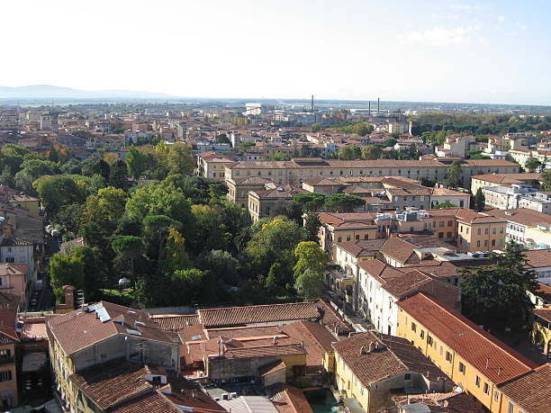 istock Leaning tower of Pisa 606738292