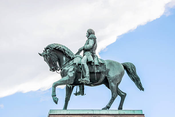 istock the statue at norway palace 607294550