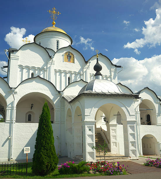 istock Summer landscape in Suzdal 607462958