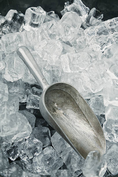 istock The aluminum scoop and ice 607471286