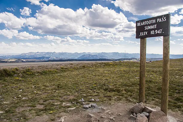 Photo of Beartooth Pass Summit