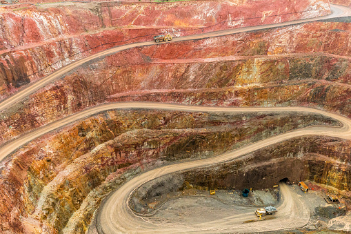 New Cobar gold mine.  Just a short drive south of Cobar is Peak good and copper mine.  Since mining commenced in 1870 in excess of 3 million ounces of gold and 200,000 tonnes of copper has been obtained from this mine.  It is considered a medium sized mine.