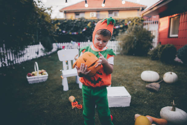 istock My scary pumpkin 607596338