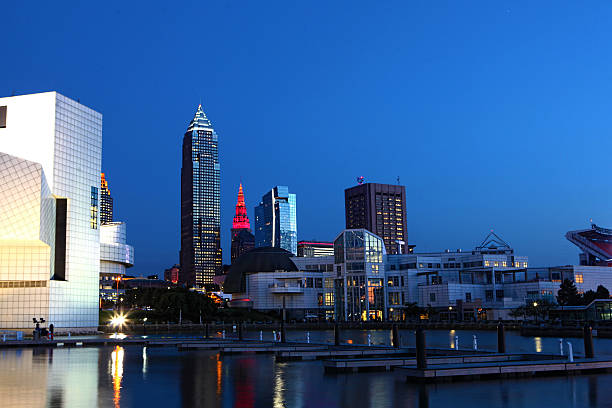 istock Night view in Cleveland city center 607654824