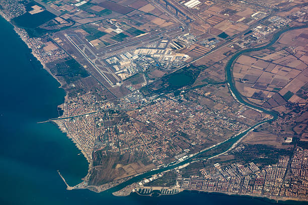 istock Fiumicino Airport 607750586