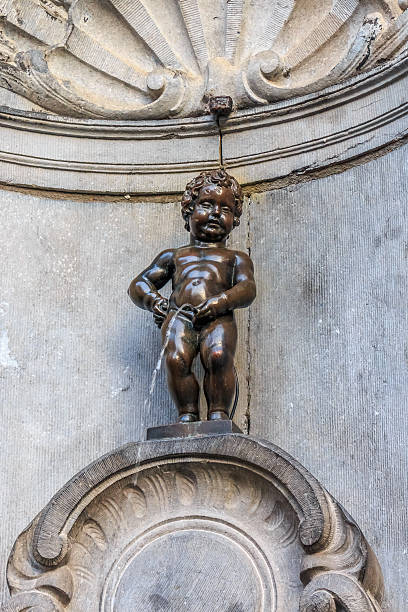 istock Manneken Pis statue in Brussels 607884616