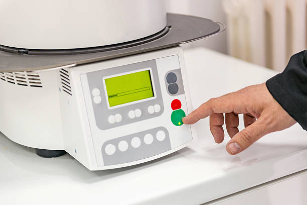 istock Oven and press for dental prostheses 607914320