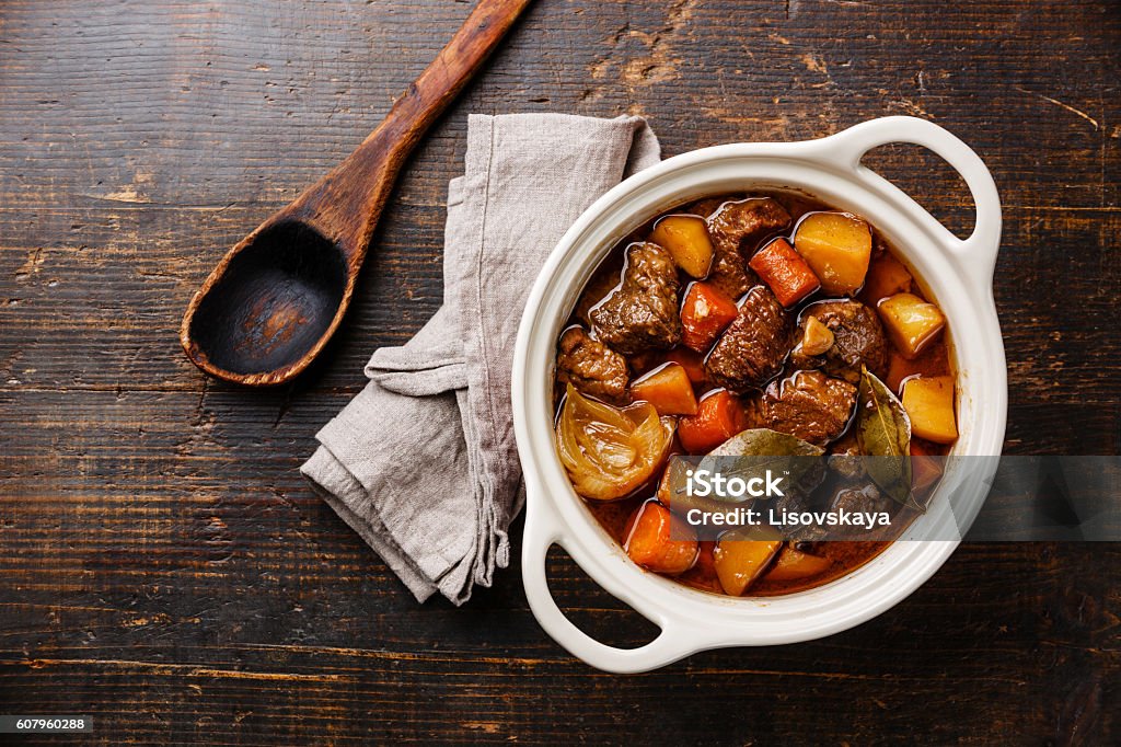 Beef meat stewed with potatoes - Royalty-free Vlees Stockfoto