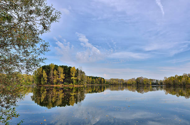 istock Colorful autumn landscape on the lakeside 608000058