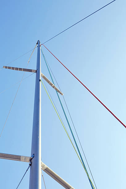 istock Staysail halyard on the mast 608004734