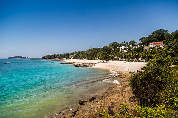 Cacique Beach Playa Cacique in Contadora island, Panama isla contadora stock pictures, royalty-free photos & images