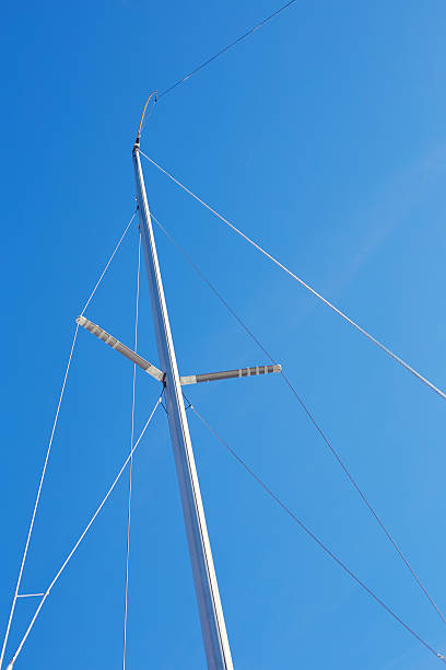 istock Preparation of the mainsail halyard 609030388