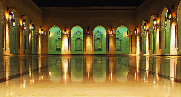 luces y reflejo - architect sinan fotografías e imágenes de stock