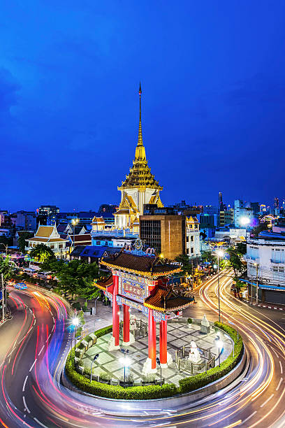 istock The gateway arch (Odeon Circle) and Traimit temple 609051428