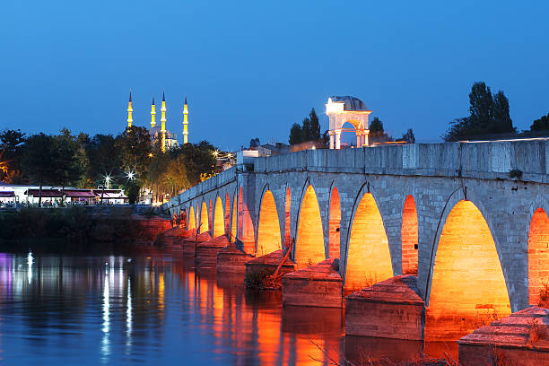 bridge above meric river and selimiye mosque - architecture art blue bridge imagens e fotografias de stock