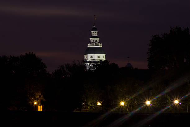 istock Maryland Capitol Building at night 609093566