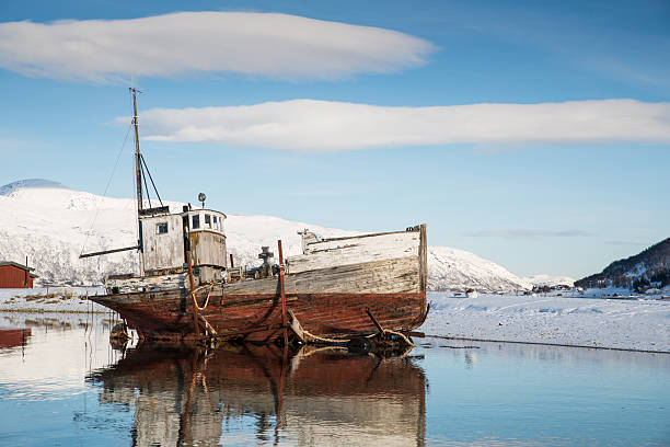 istock Old boat on the lake 609792362