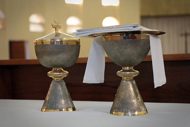 istock communion chalice Catholic Church 609810592