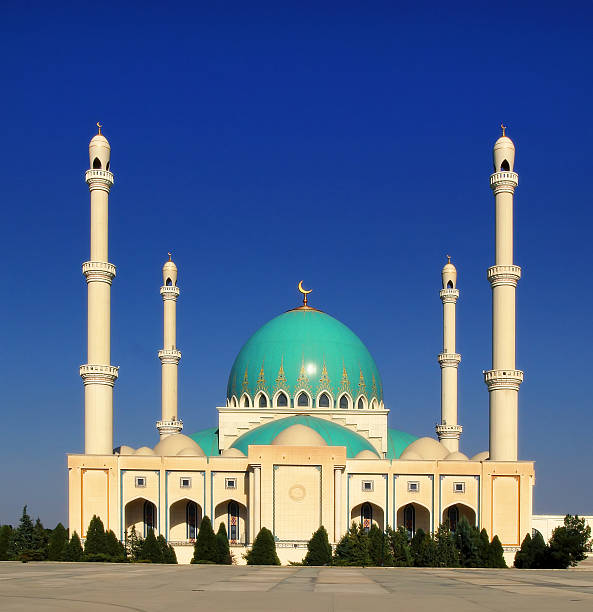 istock Mosque in Geok Depe. Turkmenistan. 610014120