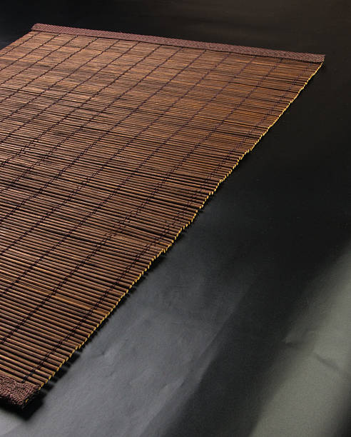 istock bamboo Mat - stand food 610120374