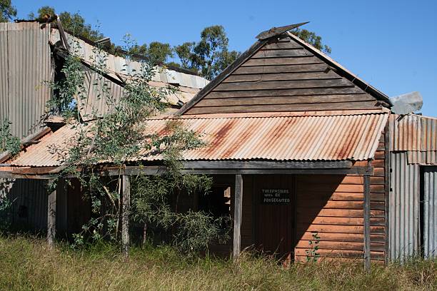 istock Ghost Town of Mt Coolon Queensland 610120832