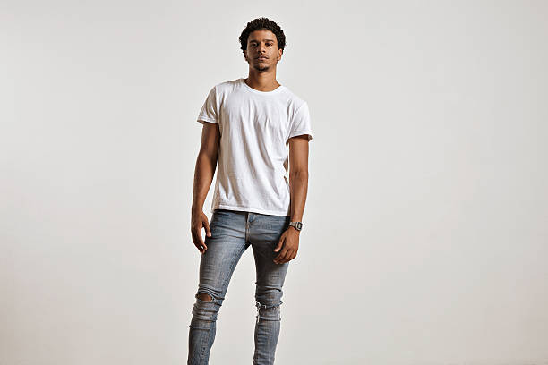 istock Attractive male model presenting blank white t-shirt 610147222