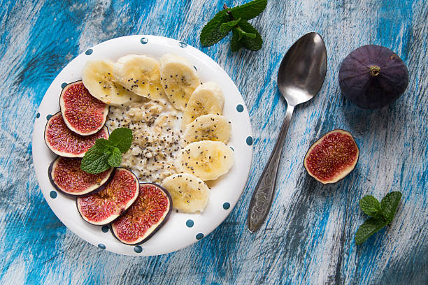 istock oatmeal with fresh figs, bananas 610220900