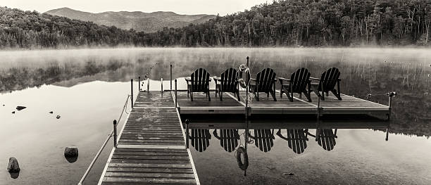 heart lake dock schwarz und weiß panorama - adirondack mountains adirondack state park air landscape stock-fotos und bilder