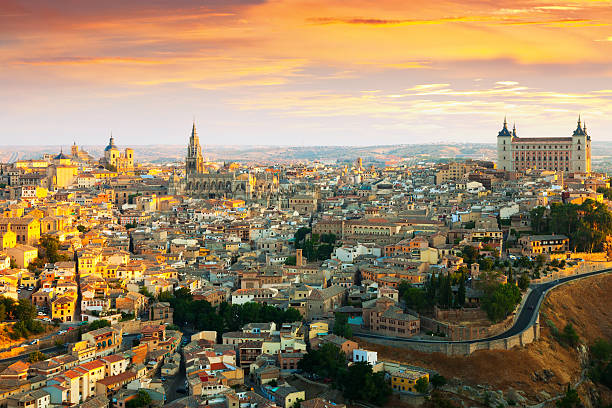 istock Morning view of Toledo 610449342