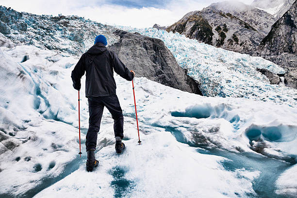randonnée sur le glacier franz josef en nouvelle-zélande - franz josef glacier photos et images de collection
