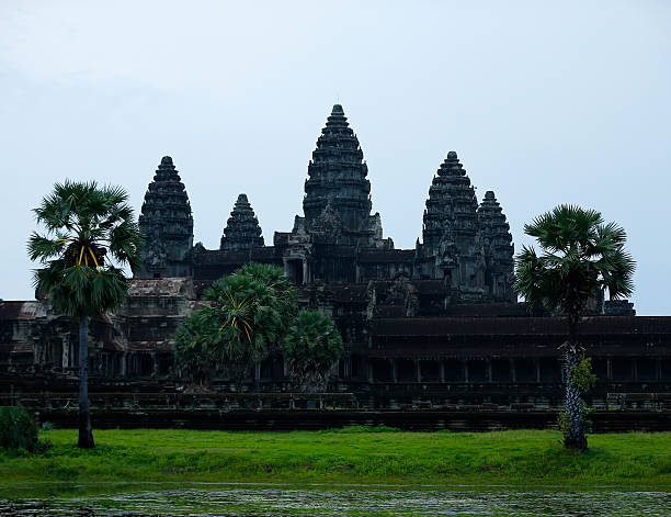 istock Angkor Wat With Grey Skies 610571042