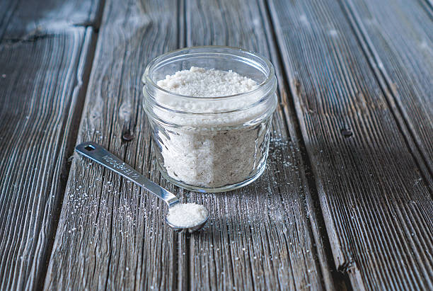 istock Italian White Truffle Infused Salt. 610686196