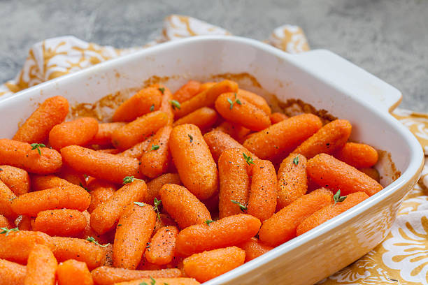 istock Honey Glazed Baby Carrots With Thyme 610757822