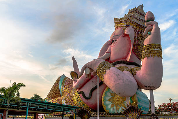 istock pink Ganesh in the morning 610761772