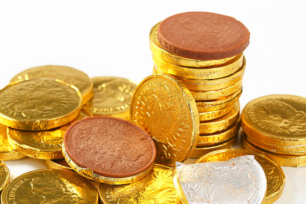 Chocolte Coin 60+ Gold Foil Wrapped Chocolate Coins Stock Photos, Pictures & Royalty ...