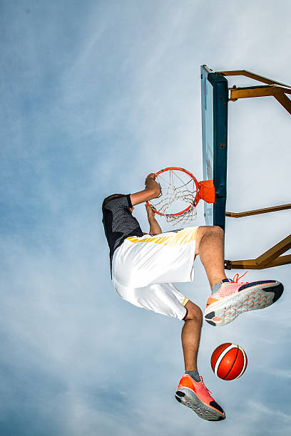istock Performance of a white basketball player 610840908