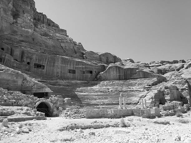 istock Petra (Raqmu) nabataeans ancient city in Jordan 610847832