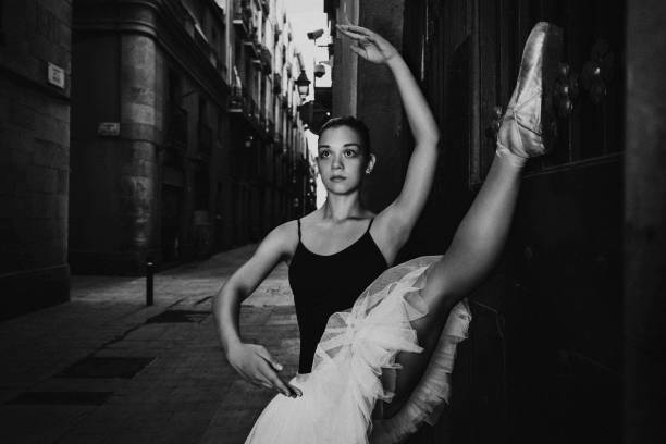 istock Ballet dancer in the city 610869618