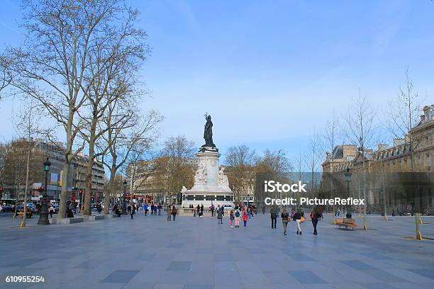 Photo libre de droit de Place De La République À Paris banque d'images et plus d'images libres de droit de Capitales internationales - Capitales internationales, France, Horizontal