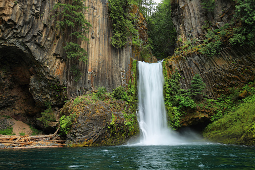 Toketee Falls, North Umpqua River, Oregon