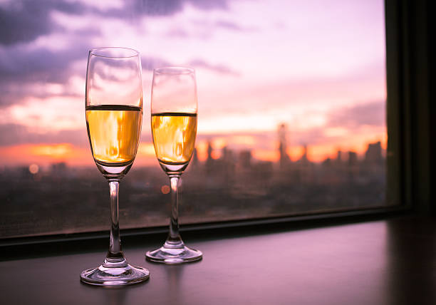 istock Champagne in the city. 610963300