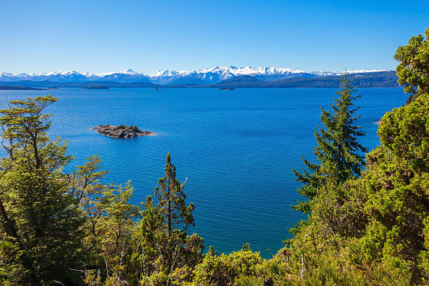 paisaje bariloche en argentina - bariloche lagos patagonia number 7 fotografías e imágenes de stock