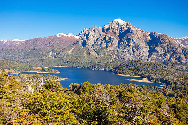 paisaje bariloche en argentina - bariloche lagos patagonia number 7 fotografías e imágenes de stock